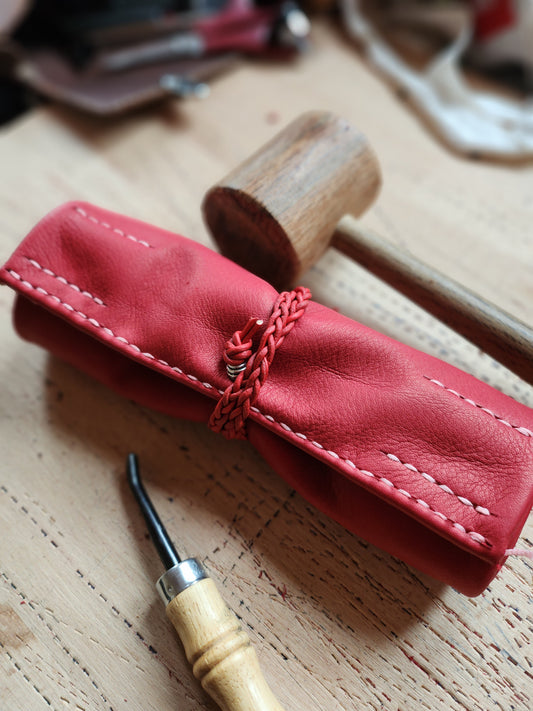 Rollmäppchen aus Leder - handgenäht - rot